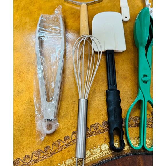 Various Kitchen Utensils Lot of 9 New & Used - Picture 5 of 5
